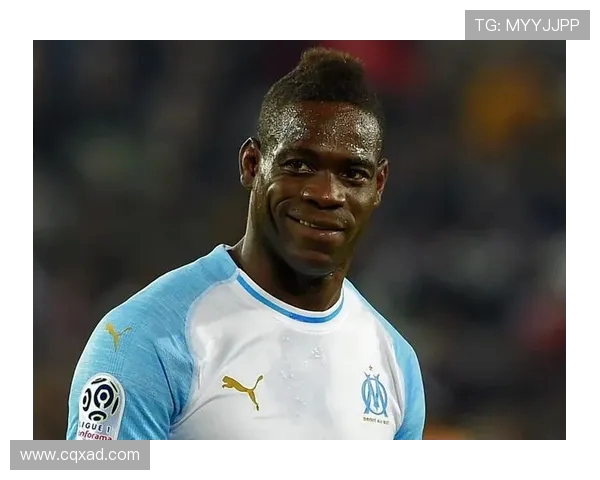 巴洛特利为保持竞技状态加盟第五级别球队进行训练